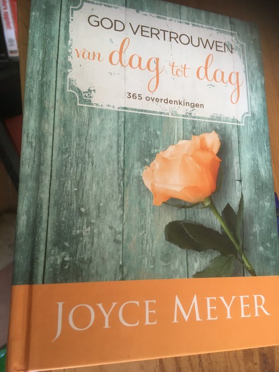 9783939627500-GOD-VERTROUWEN-VAN-DAG-TOT-DAG
