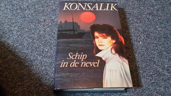 9789022509715-Schip-in-de-nevel