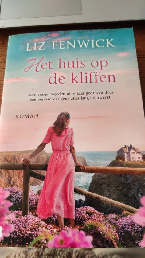9789022592410-Het-huis-op-de-kliffen