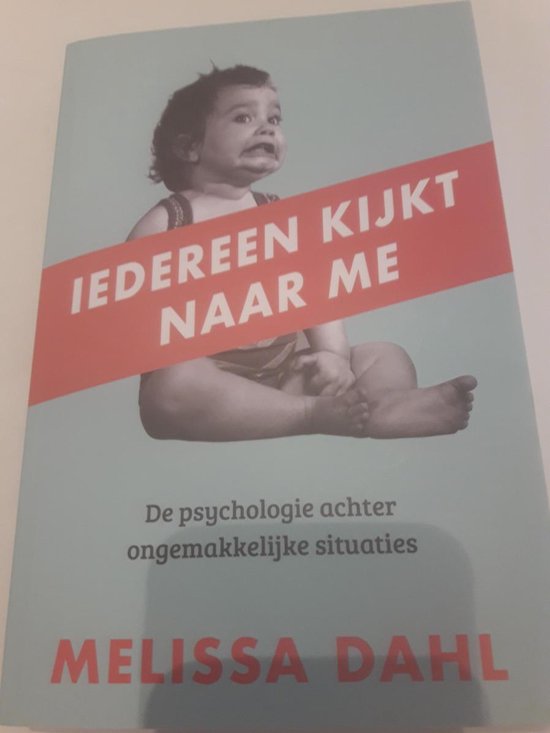 9789044984392-Iedereen-kijkt-naar-me