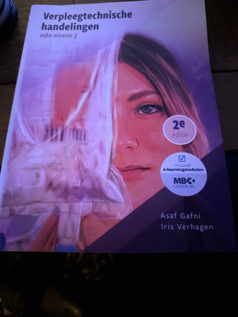 9789083412047-Verpleegtechnische-handelingen-mbo-niveau-3