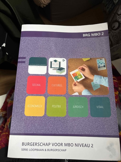 9789400228047-BRG-MBO-2