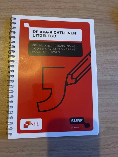 9789072482204-De-APA-richtlijnen-uitgelegd