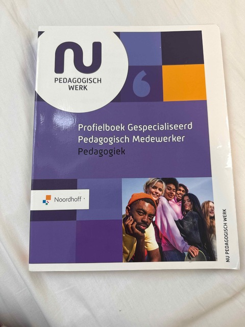 9789001044725-Profielboek-gespecialiseerd-pedagogisch-medewerker-Pedagogiek