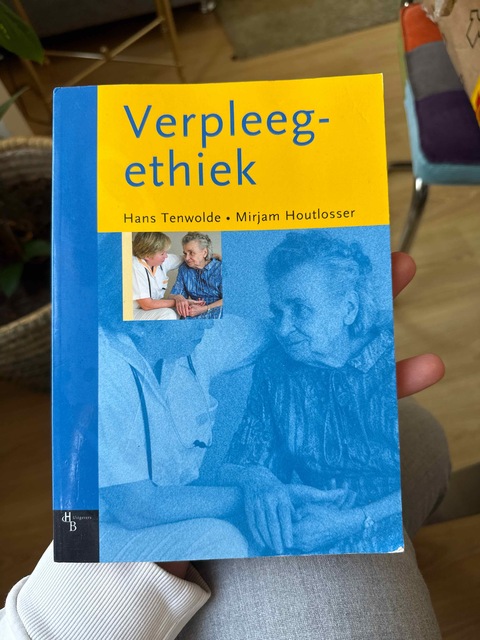 9789055745982-Verpleegethiek-HB-Tekstboek