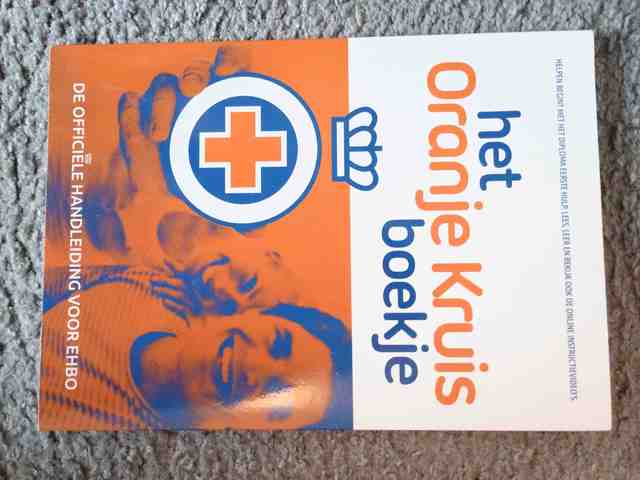 9789006410341-Oranje-Kruisboekje