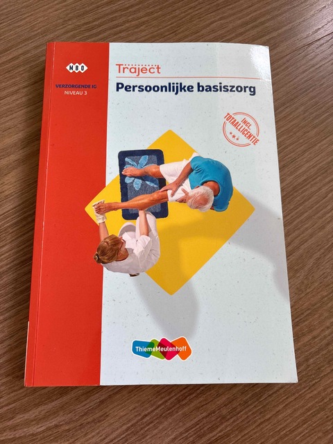 9789006952827-Traject-Combipakket-Persoonlijke-basiszorg-niv-3-boek-en-totaallicentie-1-jaar