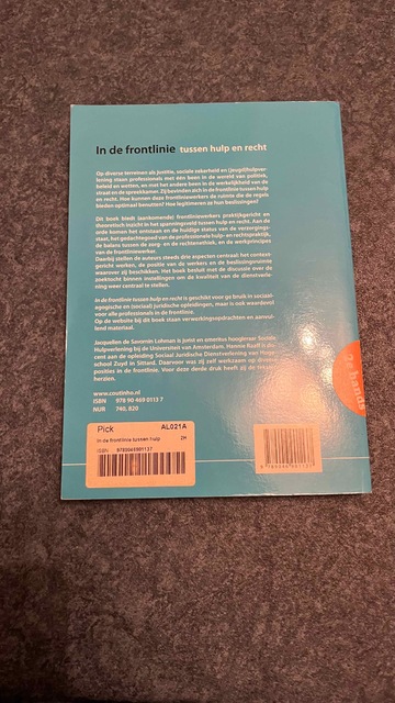 9789046901137-In-de-frontlinie-tussen-hulp-en-recht