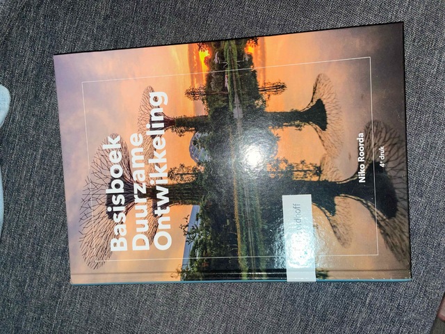 9789001575052-Basisboek-duurzame-ontwikkeling