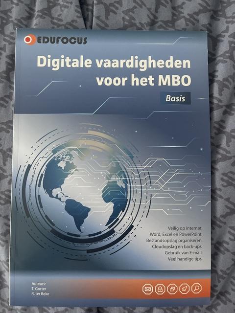 9789492442543-Digitale-vaardigheden-voor-het-MBO--Basis