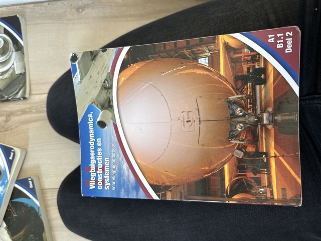 9789078206170-Vliegtuigaerodynamica-2-deel-Theorieboek