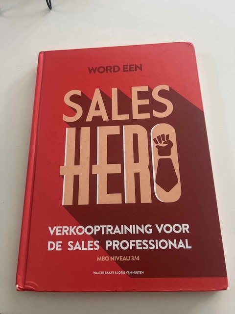 9789082483406-SalesHero
