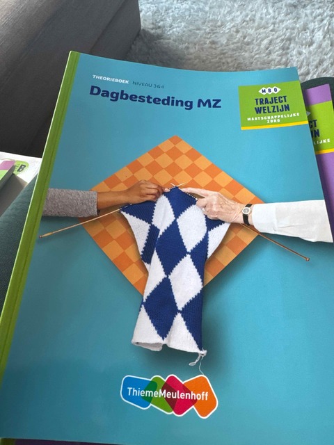 9789006858921-Dagbesteding-MZ-Niveau-3-4-Theorieboek