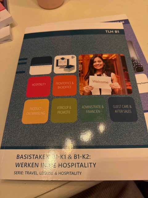 9789400231986-TLH-B1