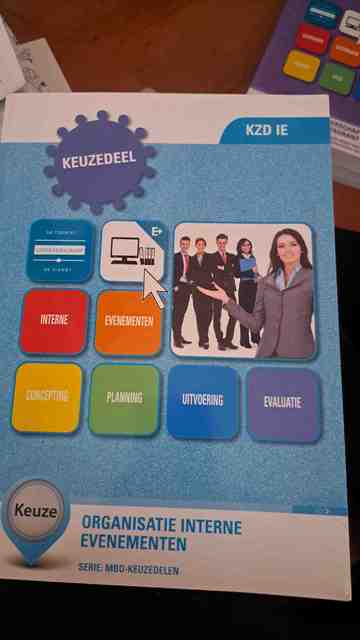 9789400223660-KZD-IE