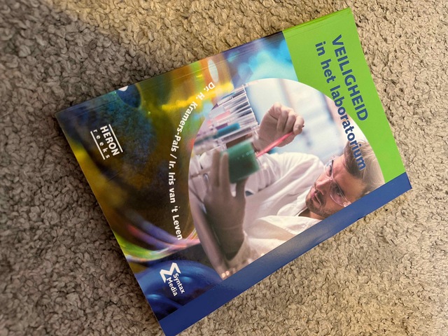 9789491764387-Veiligheid-in-het-laboratorium