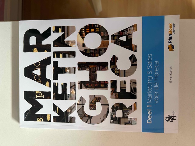 9789074625579-Marketing-Sales-voor-de-horeca-1