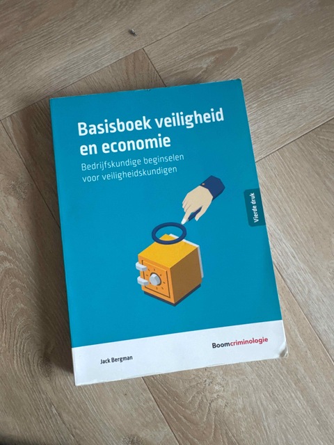9789462369351-Basisboek-veiligheid-en-economie