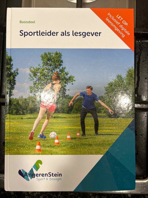 9789037256222-De-sportleider-als-lesgever-