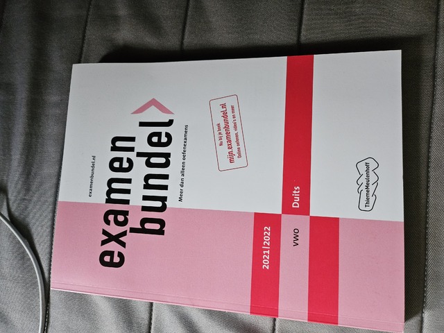 9789006434392-Examenbundel-vwo-Duits-20212022