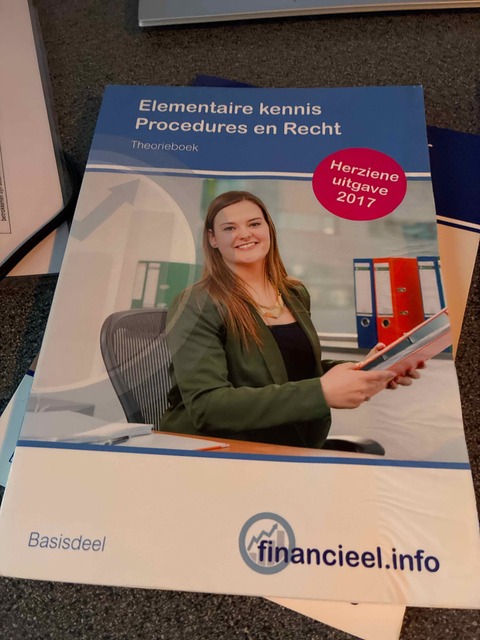 9789037243765-Elementaire-kennis-procedures-en-recht-2017-werkboek-theorieboek