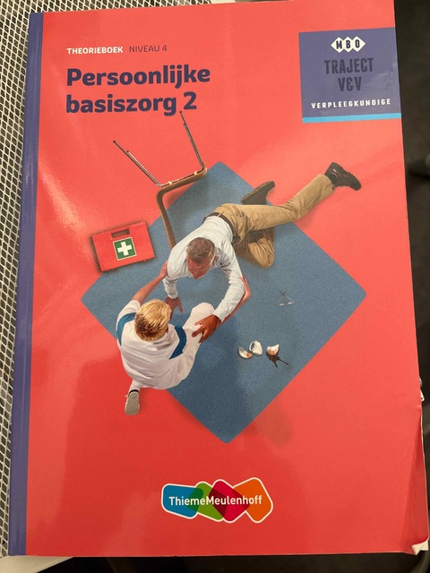 9789006910322-Persoonlijke-basiszorg-Theorieboek-Niveau-4