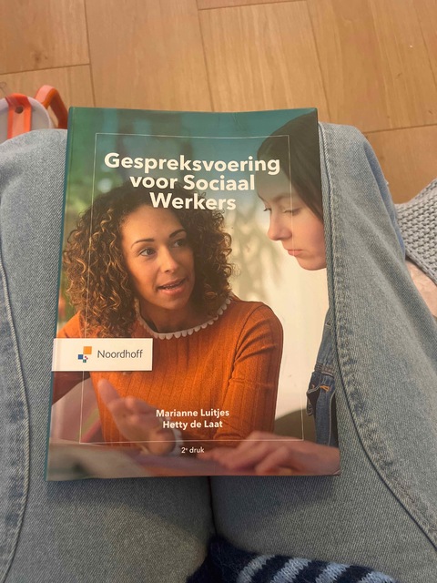 9789001299903-Gespreksvoering-voor-Sociaal-Werkers