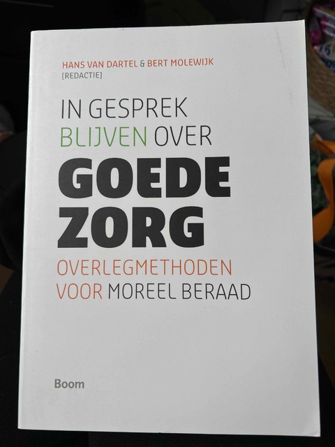 9789461055101-In-gesprek-blijven-over-goede-zorg