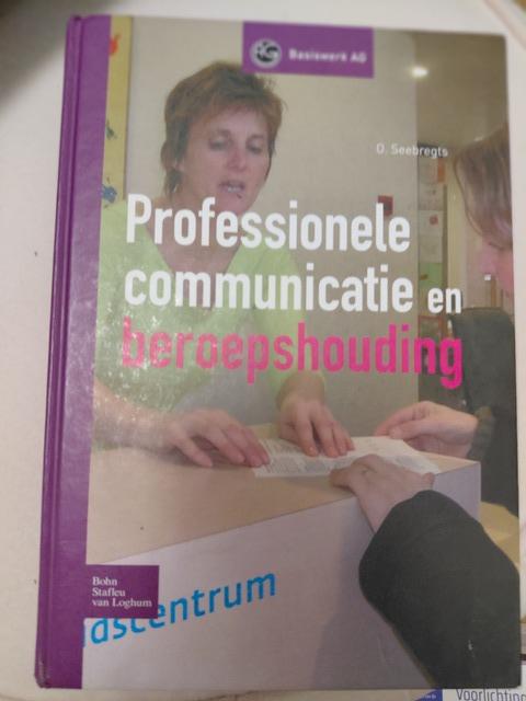 9789031349531-Professionele-communicatie-en-beroepshouding
