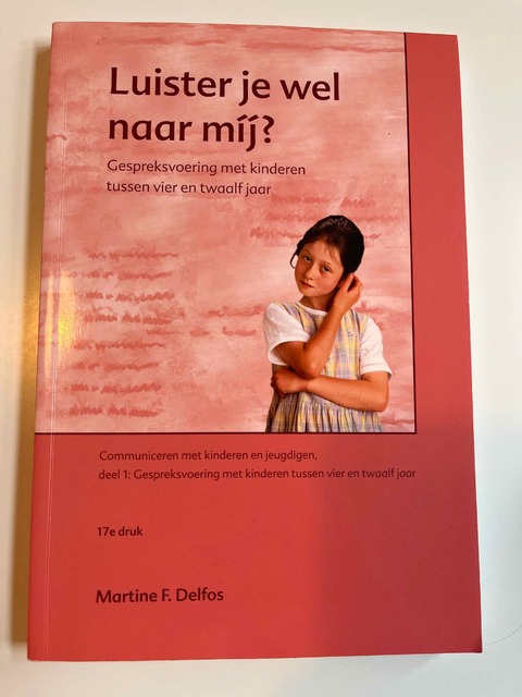 9789088505102-Luister-je-wel-naar-mij