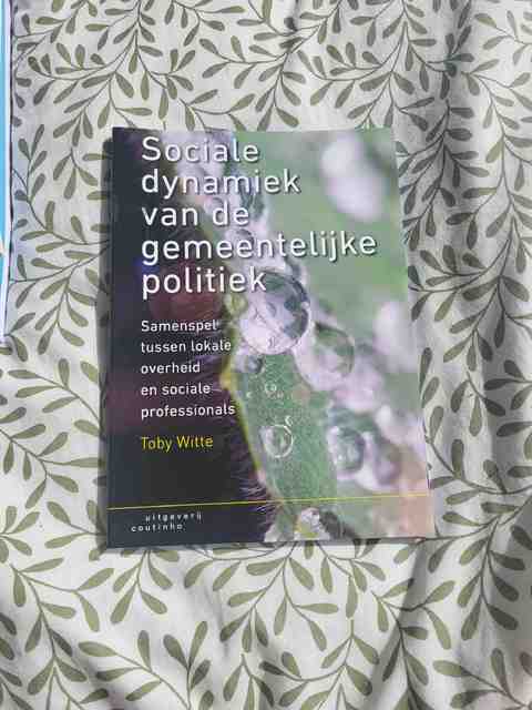 9789046905326-Sociale-dynamiek-van-de-gemeentelijke-politiek