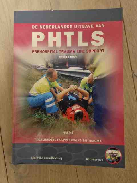 9789035229532-De-Nederlandse-uitgave-van-PHTLS