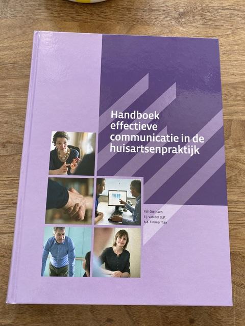 9789085621478-Handboek-effectieve-communicatie-in-de-huisartsenpraktijk