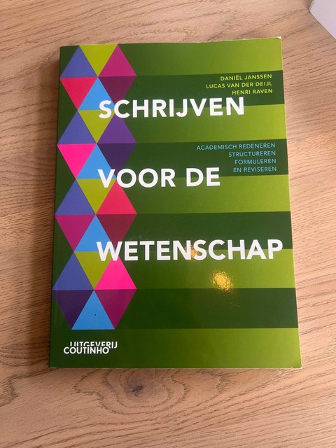 9789046908624-Schrijven-voor-de-wetenschap