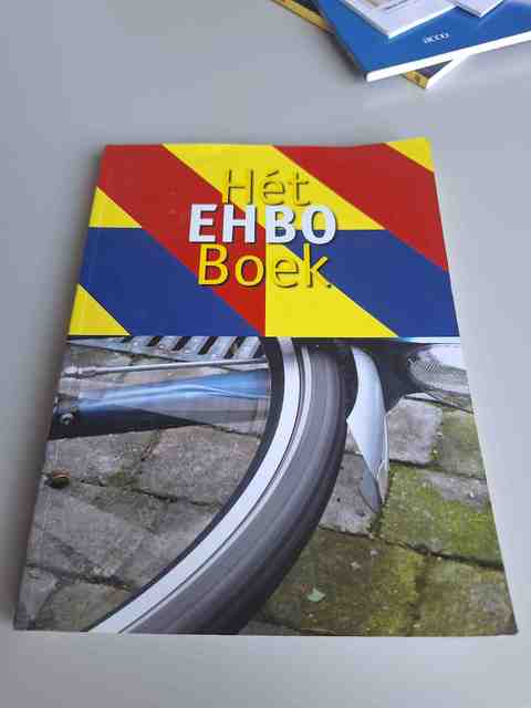 9789461070821-Het-EHBO-Boek