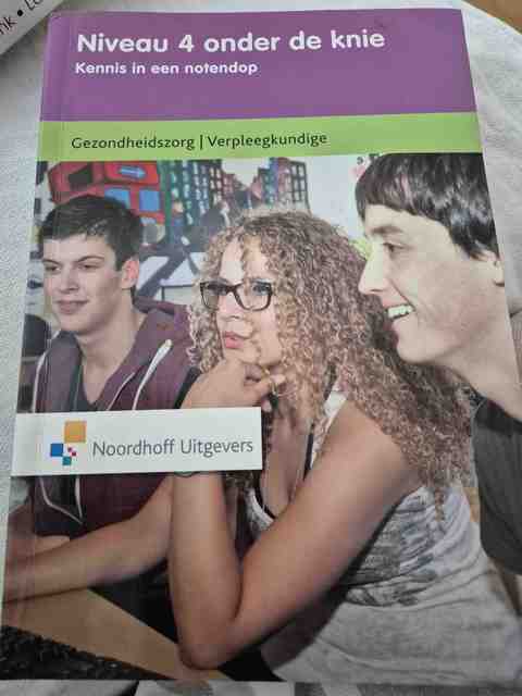 9789001829100-Niveau-4-onder-de-knie