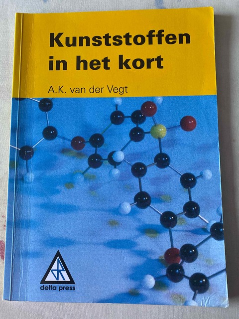 9789066742185-Kunststoffen-in-het-kort