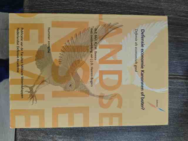 9789088920097-Defensie-economie-Kanonnen-of-boter