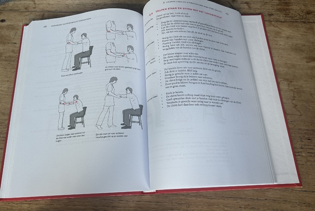 9789036824743-Handboek-haptonomisch-verplaatsen