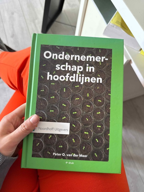 9789001885724-Ondernemerschap-in-hoofdlijnen