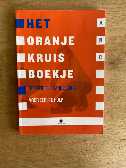 9789006921717-Oranje-Kruis