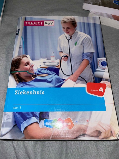 9789006925203-Traject-v-en-v-ziekenh-deel1-BB-4-MB