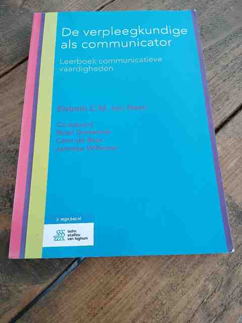 9789036818735-De-verpleegkundige-als-communicator