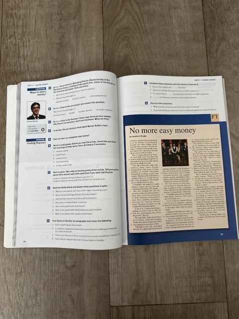 9781292134819-Market-Leader-Extra-Upper-Intermediate-Coursebook-with-DVD-ROM-Pack