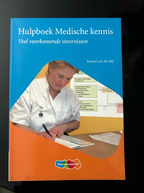 9789006951950-Hulpboek-medische-kennis