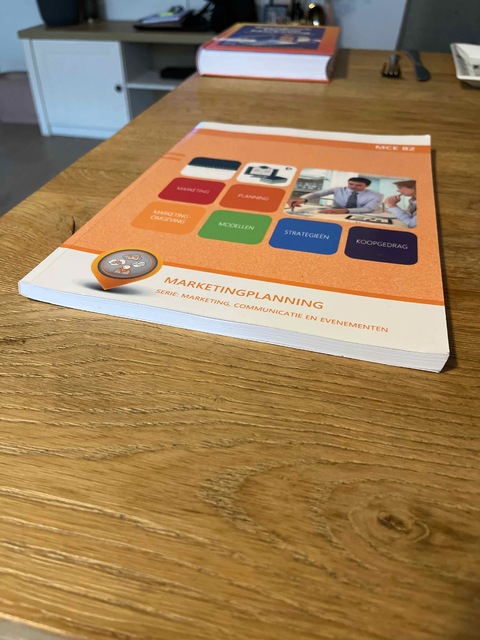 9789400225909-MCE-B2