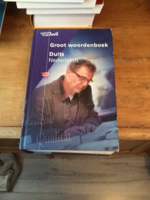 9789460770302-Van-Dale-groot-woordenboek-Duits-Nederlands
