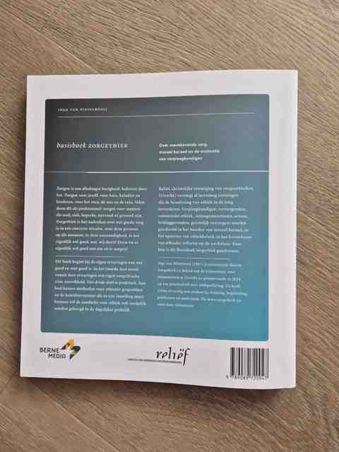 9789089720047-Basisboek-Zorgethiek