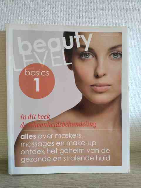 9789491277955-Beauty-Level-Basic-1-De-Schoonheidsbehandeling