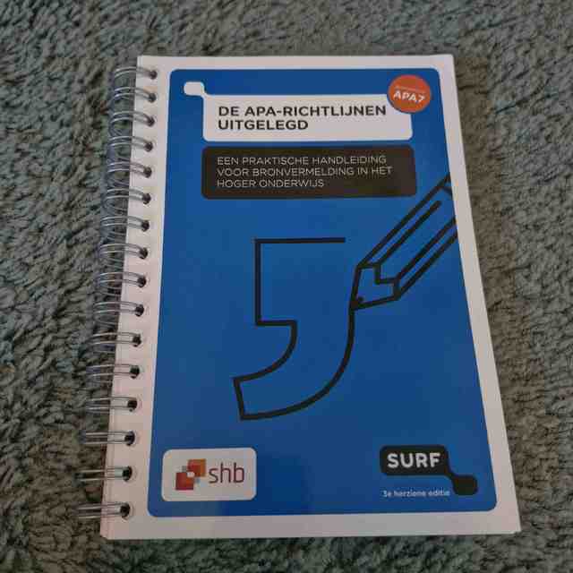 9789072482235-De-APA-richtlijnen-uitgelegd-Een-praktische-handleiding-voor-br